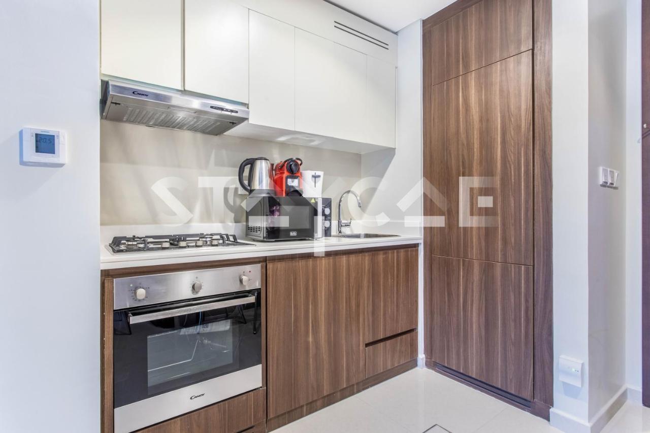 Staycae Homes - Reva Апартаменти *