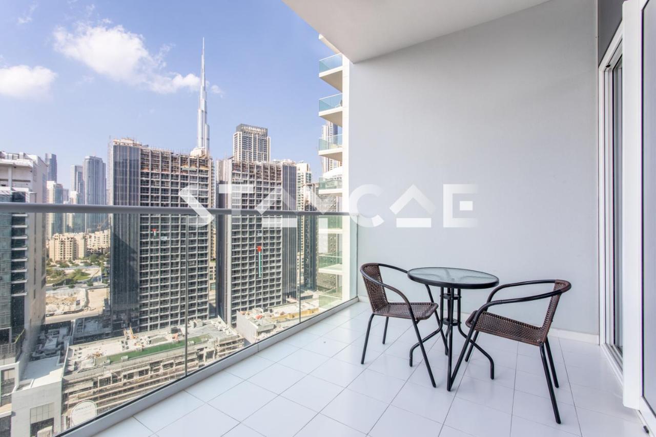 Staycae Homes - Reva Апартаменти